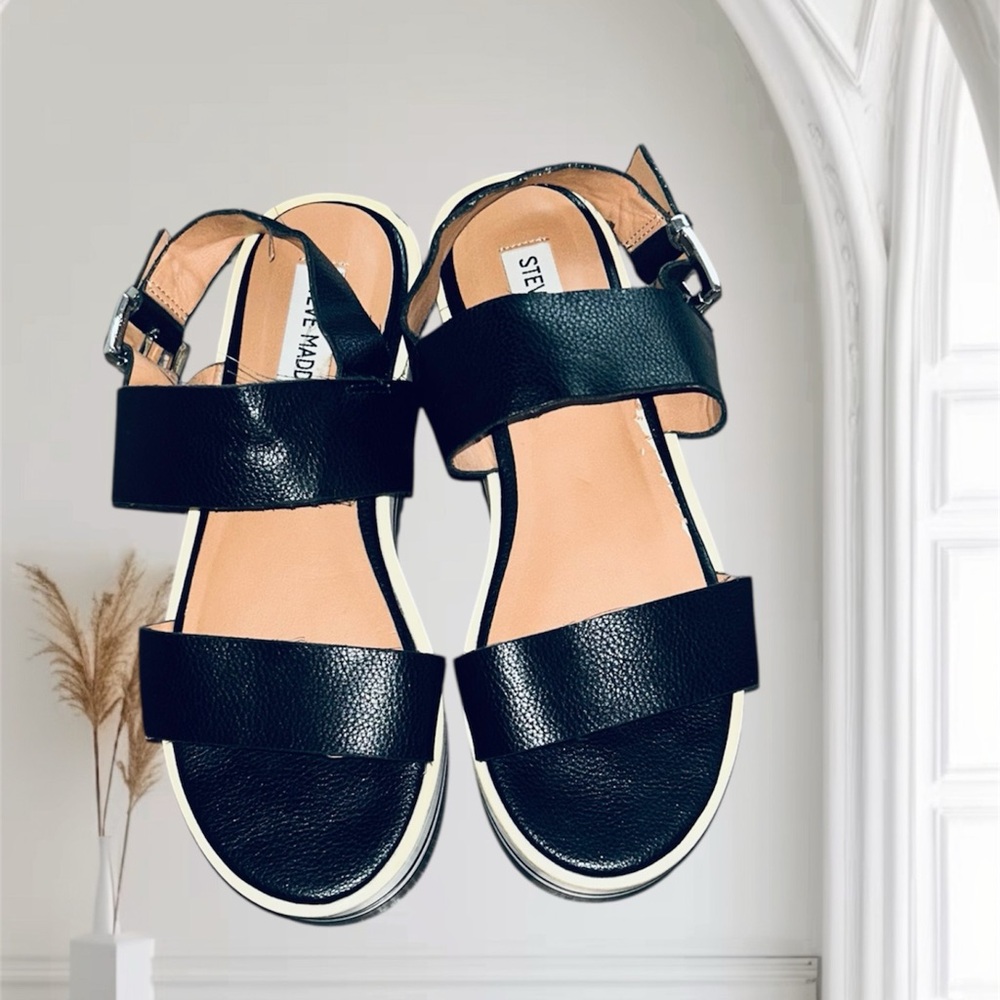 Steve Madden Black Leather Sandals